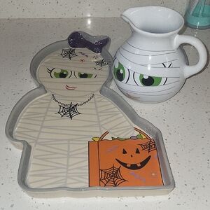 Adorable Mummy Pitcher And Serving Tray Set